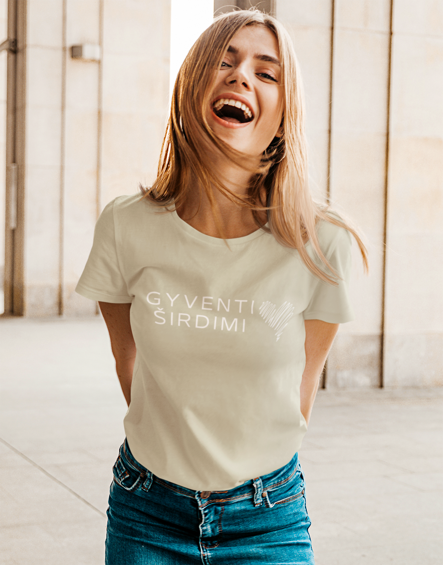 "Gyventi širdimi"moteriški žalsvi marškinėliai