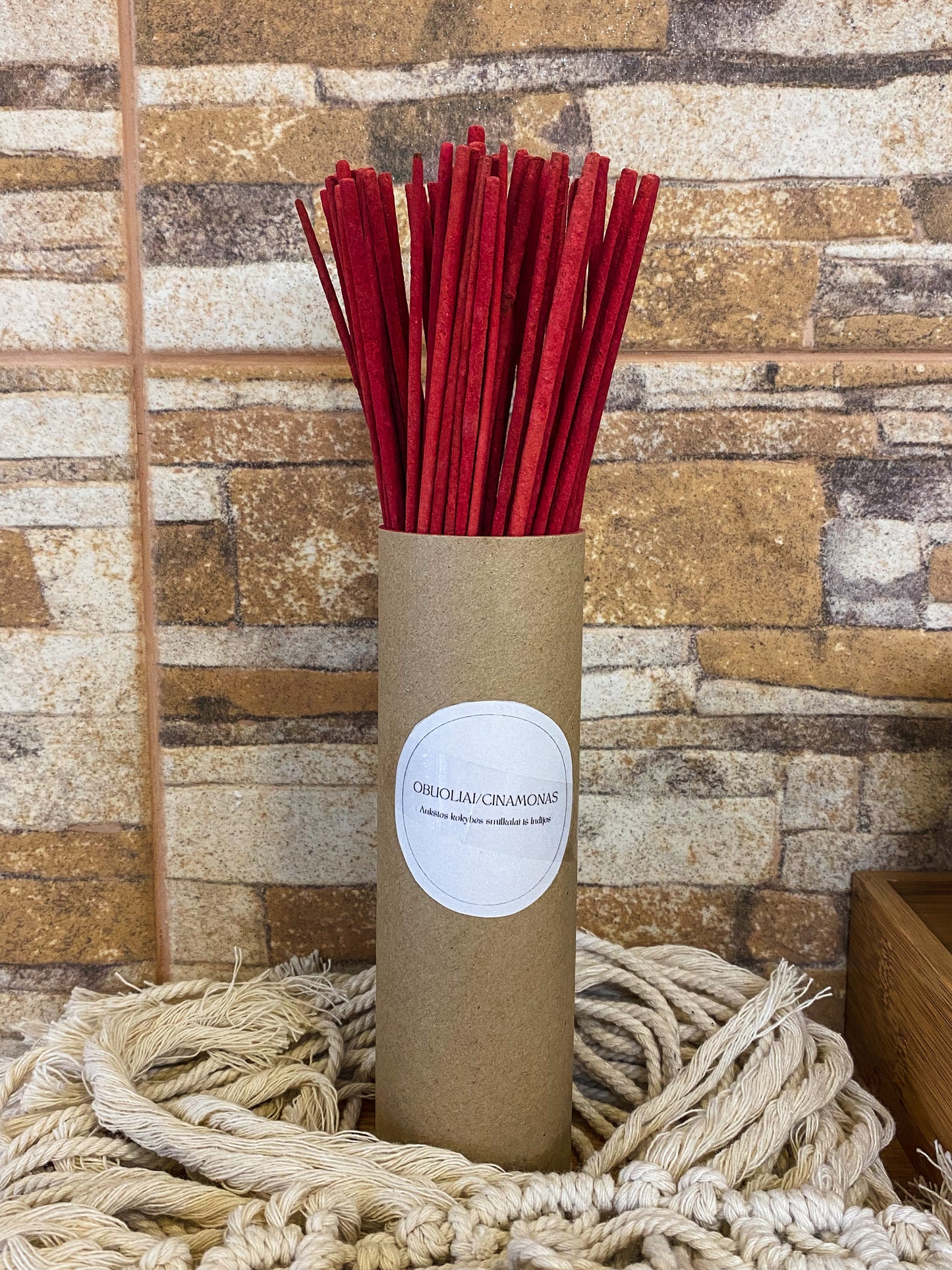 Obuolių ir cinamono smilkalai