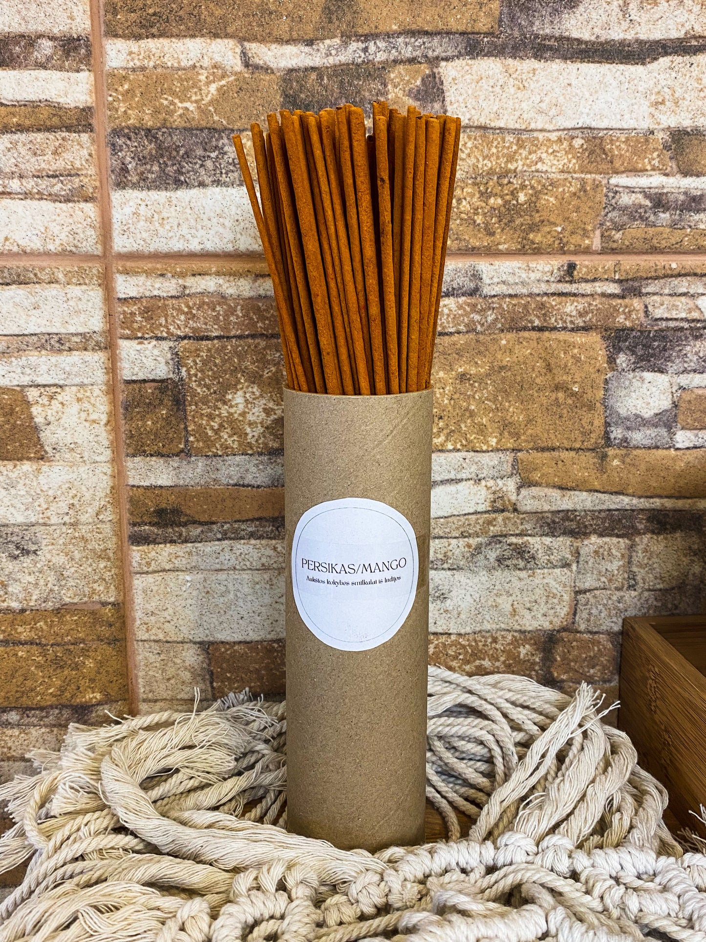 Persikų ir mango smilkalai