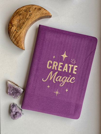 Užrašinė linijomis "Create Magic"