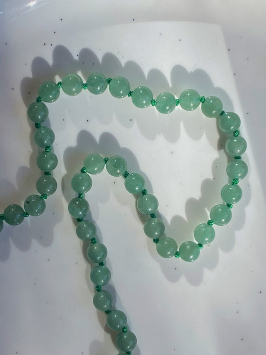 Grandinėlė puošta avantiūrino kristalais