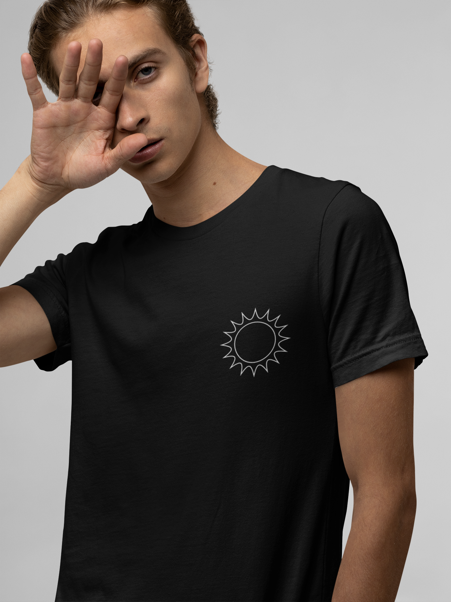 "Saulė" juodi marškinėliai